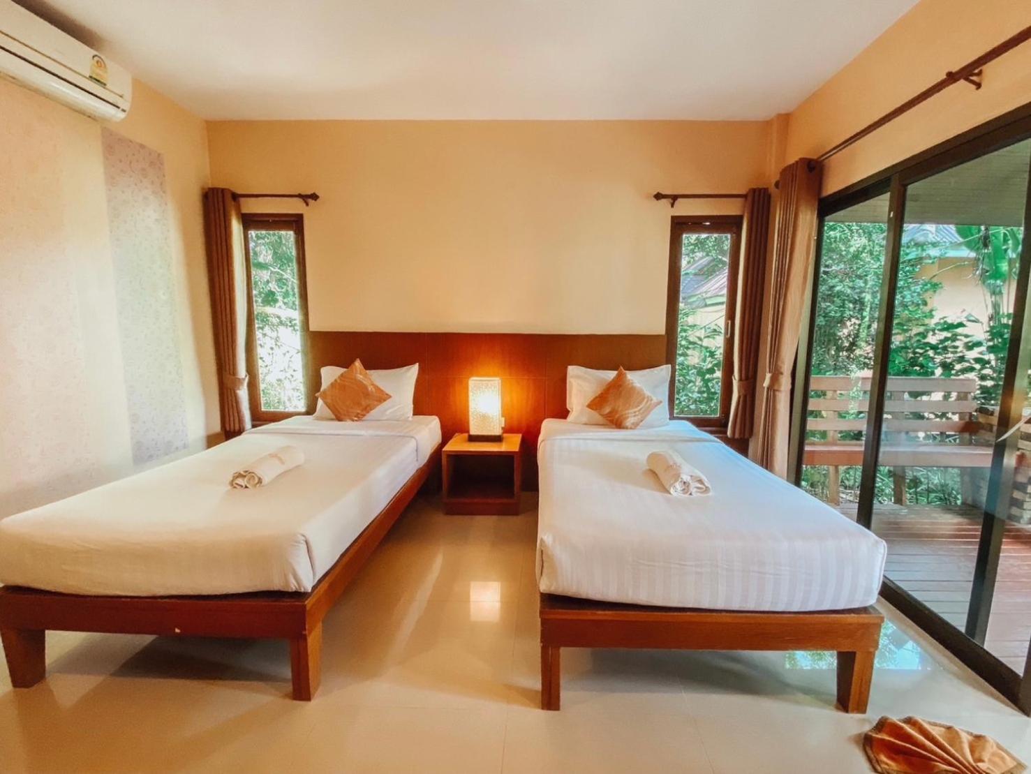 सहारा Sunda 3*